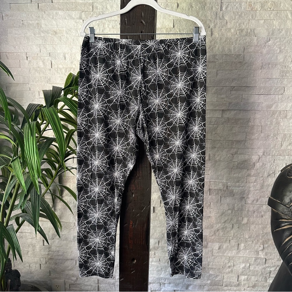 No Boundries Black White Spider Web Print Cotton Spandex Leggings Size XL
